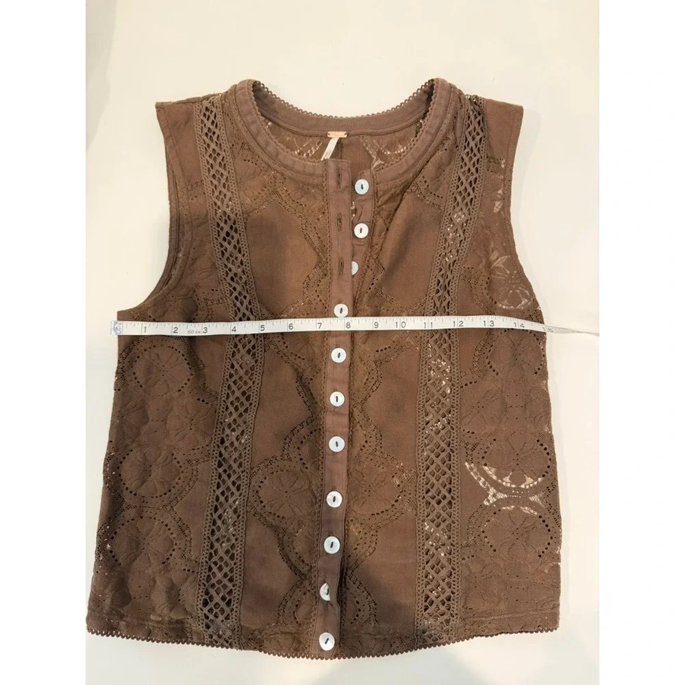 Free People Jae Knit Top Brown Cutwork Lace Detail Button Closure Size S